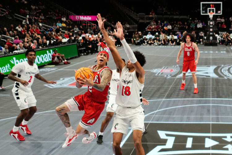 Big 12's New Glass Floor Gets Mixed Reviews at League Tourney